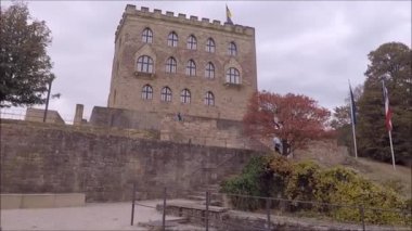 Hambach Kalesi (Hambacher Schloss))