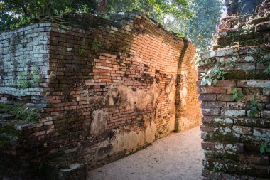 Chiang Saen, Chiang Rai Eyaleti, Kuzey Tayland Wat Chedi Luang antik Harabeleri