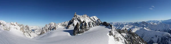 Monte Bianco Dente Con Niebla — Foto de Stock