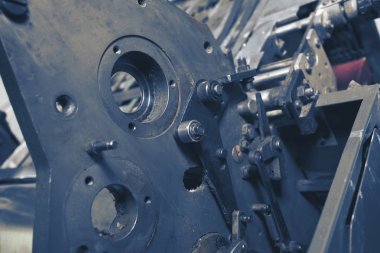 Bir demir endüstriyel makine aracı parçası.