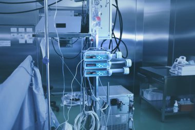 Ameliyathane teknik ekipman parçası.