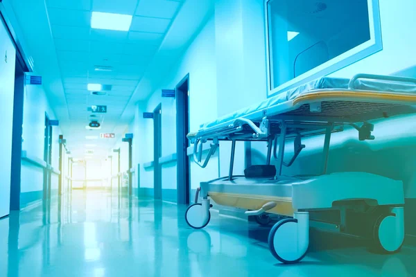 Modern Wheeled Bed Hospital Hallway End Which Lit Bright Flash — Stock Photo, Image