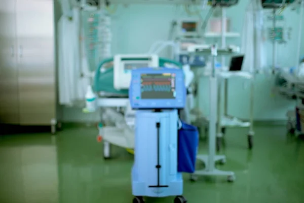 抽象の背景をぼかし医療モニターと病室でその他の科学機器 — ストック写真