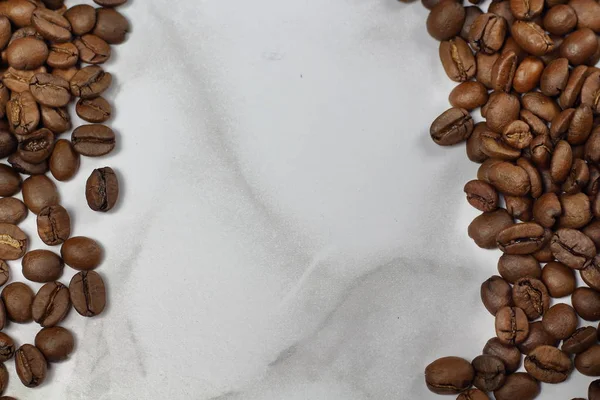 Cadre Grains Café Sur Une Texture Marbre Avec Espace Copie — Photo