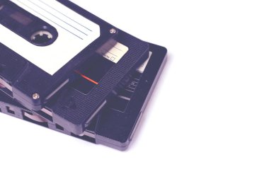 Ses cassetes teyp 80s stil mavi vintage beyaz izole tonlama, ses retro vintage groupe 