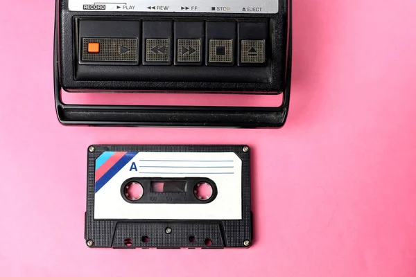 Gamla Retro Vintage 80S Stil Bärbara Cassette Recorder Radio Och — Stockfoto