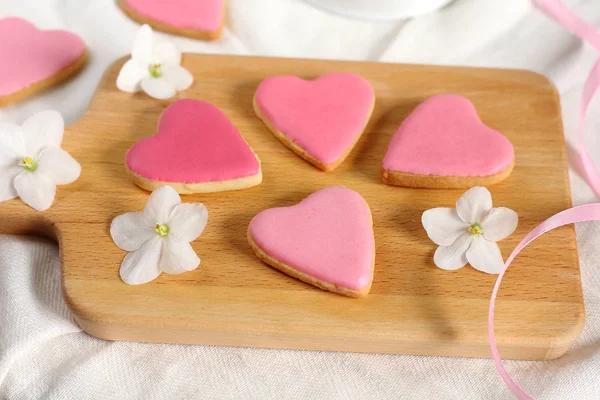 Pretty Girlish Flat Style Gently Pink Hearts Biscuits Cookies White — Stock Photo, Image