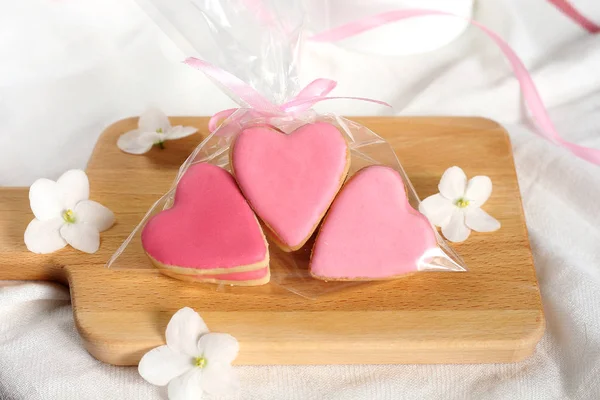 Muito Feminino Flat Lay Com Suavemente Rosa Corações Biscoitos Com — Fotografia de Stock