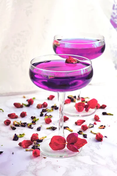 Thé Anchan Violet Asiatique Thaïlandais Dans Des Verres Cocktail Avec — Photo