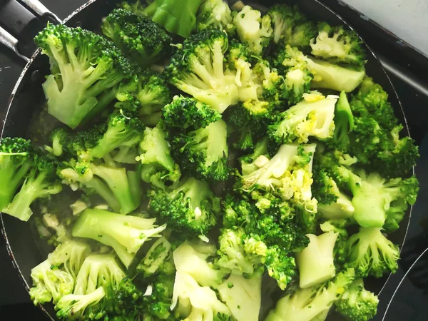 Dieta Orgánica Saludable Brócoli Verde Vegetariano Una Sartén Parrilla Guisado —  Fotos de Stock
