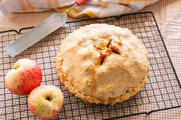 Autumn Classic American Fair Apple Pie Crust Kitchen Table Autumn — Stock Photo, Image