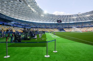 Kiev, Ukrayna - 26 Mayıs 2018: Görünüm içinde 2018 önce Milli Güvenlik Olimpiyskiy stadyum Uefa Şampiyonlar Ligi Finali maç Real Madrid ve Liverpool Kiev, Ukrayna arasında