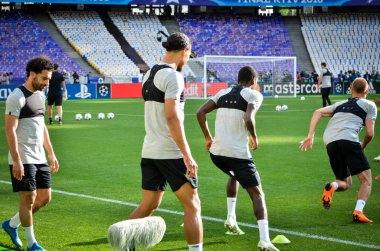 Kiev, Ukrayna - 26 Mayıs 2018: Eğitim 2018 Uefa Şampiyonlar Ligi final maçında Real Madrid ve Liverpool, Ukrayna arasında önce bir Liverpool futbol oyuncuları