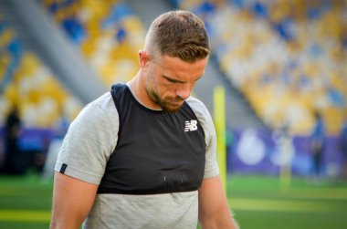 Kiev, Ukrayna - 26 Mayıs 2018: Jordan Henderson eğitim 2018 Uefa Şampiyonlar Ligi final maçında Real Madrid ve Liverpool, Ukrayna arasında önce bir Liverpool futbol oyuncuları