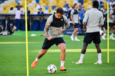 Kiev, Ukrayna - 26 Mayıs 2018: Danny izmirli eğitim 2018 Uefa Şampiyonlar Ligi final maçında Real Madrid ve Liverpool, Ukrayna arasında önce bir Liverpool futbol oyuncuları