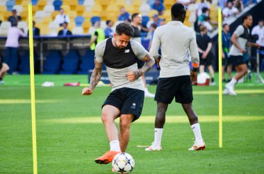 Kiev, Ukrayna - 26 Mayıs 2018: Danny izmirli eğitim 2018 Uefa Şampiyonlar Ligi final maçında Real Madrid ve Liverpool, Ukrayna arasında önce bir Liverpool futbol oyuncuları