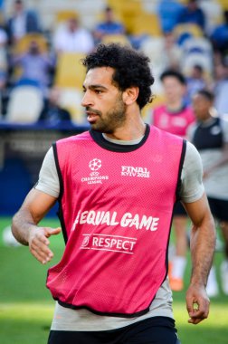 Kiev, Ukrayna - 26 Mayıs 2018: Mohamed Salah ve eğitim 2018 Uefa Şampiyonlar Ligi final maçında Real Madrid ve Liverpool, Ukrayna arasında önce bir Liverpool futbol oyuncuları