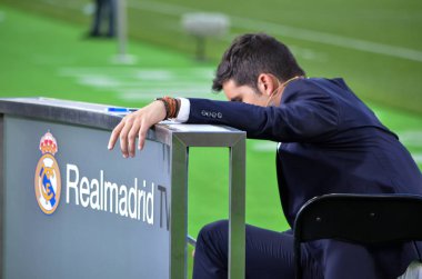 Kiev, Ukrayna - 26 Mayıs 2018: Çalışma bölge 2018 önce gazeteci ile resmi Tv kanalı Real Madrid Uefa Şampiyonlar Ligi Finali Maç Milli Güvenlik olimpiyskiy Stadyumu'nda, Ukrayna