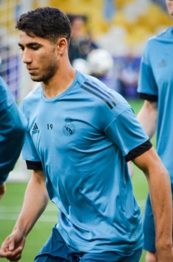 Kiev, Ukrayna - 26 Mayıs 2018: Achraf yusup ve eğitim 2018 Uefa Şampiyonlar Ligi final maçında Real Madrid ve Liverpool, Ukrayna arasında daha önce Real Madrid futbol oyuncuları