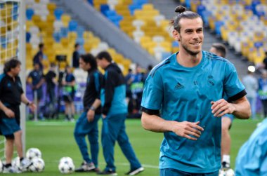 Kiev, Ukrayna - 26 Mayıs 2018: Gareth Bale ve eğitim 2018 Uefa Şampiyonlar Ligi final maçında Real Madrid ve Liverpool, Ukrayna arasında daha önce Real Madrid futbol oyuncuları