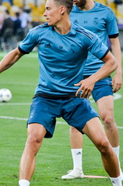 Kiev, Ukrayna - 26 Mayıs 2018: Marcos Llorente ve eğitim 2018 Uefa Şampiyonlar Ligi final maçında Real Madrid ve Liverpool, Ukrayna arasında daha önce Real Madrid futbol oyuncuları