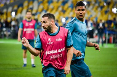 Kiev, Ukrayna - 26 Mayıs 2018: Daniel Carvajal ve eğitim 2018 Uefa Şampiyonlar Ligi final maçında Real Madrid ve Liverpool, Ukrayna arasında daha önce Real Madrid futbol oyuncuları