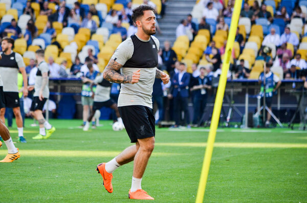 КИЕВ, Украина - 26 мая 2018 года: Подготовка футболистов "Ливерпуля" перед финальным матчем Лиги чемпионов УЕФА 2018 года между "Реал Мадридом" и "Ливерпулем", Украина
