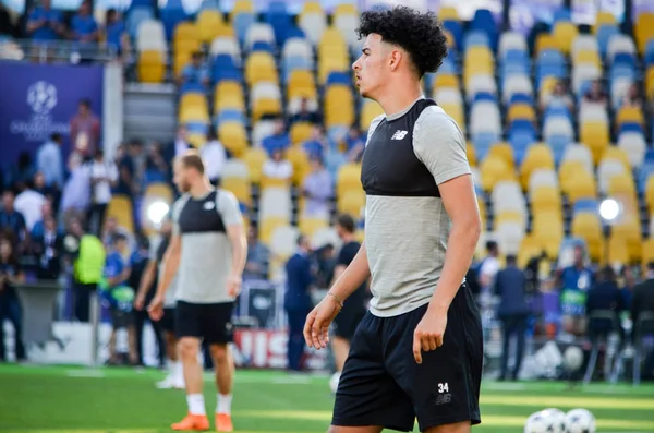 Kiev, Ukrayna - 26 Mayıs 2018: Adam Bogdan ve eğitim 2018 Uefa Şampiyonlar Ligi final maçında Real Madrid ve Liverpool, Ukrayna arasında önce bir Liverpool futbol oyuncuları