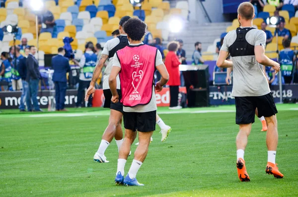 Kiev, Ukrayna - 26 Mayıs 2018: Mohamed Salah ve eğitim 2018 Uefa Şampiyonlar Ligi final maçında Real Madrid ve Liverpool, Ukrayna arasında önce bir Liverpool futbol oyuncuları