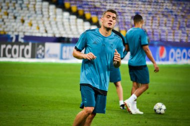 Kiev, Ukrayna - 26 Mayıs 2018: Mateo Kovacic ve eğitim 2018 Uefa Şampiyonlar Ligi final maçında Real Madrid ve Liverpool, Ukrayna arasında daha önce Real Madrid futbol oyuncuları