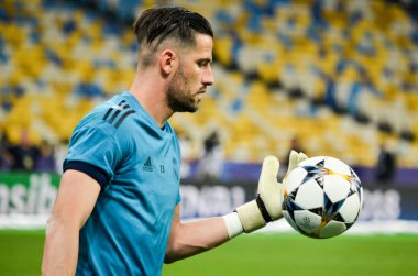 Kiev, Ukrayna - 26 Mayıs 2018: Kiko Casilla ve eğitim 2018 Uefa Şampiyonlar Ligi final maçında Real Madrid ve Liverpool, Ukrayna arasında daha önce Real Madrid futbol oyuncuları