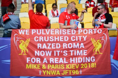 Kiev, Ukrayna - 26 Mayıs 2018: 2018 Uefa Şampiyonlar Ligi final maçı önce Real Madrid ve Liverpool, Ukrayna arasında Liverpool taraftarları Stadı nda takım destek