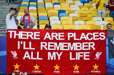 Kiev, Ukrayna - 26 Mayıs 2018: 2018 Uefa Şampiyonlar Ligi final maçı önce Real Madrid ve Liverpool, Ukrayna arasında Liverpool taraftarları Stadı nda takım destek