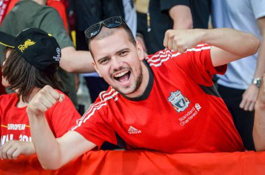Kiev, Ukrayna - 26 Mayıs 2018: 2018 Uefa Şampiyonlar Ligi final maçı önce Real Madrid ve Liverpool, Ukrayna arasında Liverpool taraftarları Stadı nda takım destek