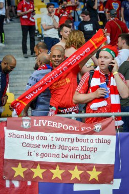 Kiev, Ukrayna - 26 Mayıs 2018: 2018 Uefa Şampiyonlar Ligi final maçı önce Real Madrid ve Liverpool, Ukrayna arasında Liverpool taraftarları Stadı nda takım destek