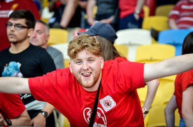 Kiev, Ukrayna - 26 Mayıs 2018: 2018 Uefa Şampiyonlar Ligi final maçı önce Real Madrid ve Liverpool, Ukrayna arasında Liverpool taraftarları Stadı nda takım destek