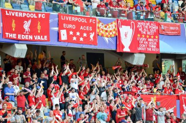 Kiev, Ukrayna - 26 Mayıs 2018: 2018 Uefa Şampiyonlar Ligi final maçı önce Real Madrid ve Liverpool, Ukrayna arasında Liverpool taraftarları Stadı nda takım destek