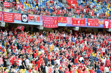 Kiev, Ukrayna - 26 Mayıs 2018: 2018 Uefa Şampiyonlar Ligi final maçı önce Real Madrid ve Liverpool, Ukrayna arasında Liverpool taraftarları Stadı nda takım destek