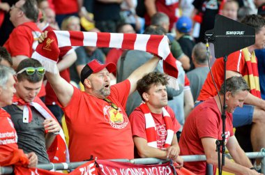 Kiev, Ukrayna - 26 Mayıs 2018: 2018 Uefa Şampiyonlar Ligi final maçı önce Real Madrid ve Liverpool, Ukrayna arasında Liverpool taraftarları Stadı nda takım destek