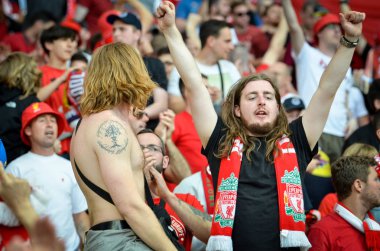 Kiev, Ukrayna - 26 Mayıs 2018: 2018 Uefa Şampiyonlar Ligi final maçı önce Real Madrid ve Liverpool, Ukrayna arasında Liverpool taraftarları Stadı nda takım destek