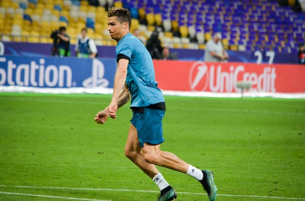 Kiev, Ukrayna - 26 Mayıs 2018: Cristiano Ronaldo ve eğitim 2018 Uefa Şampiyonlar Ligi final maçında Real Madrid ve Liverpool, Ukrayna arasında daha önce Real Madrid futbol oyuncuları