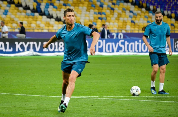 Kiev, Ukrayna - 26 Mayıs 2018: Cristiano Ronaldo ve eğitim 2018 Uefa Şampiyonlar Ligi final maçında Real Madrid ve Liverpool, Ukrayna arasında daha önce Real Madrid futbol oyuncuları