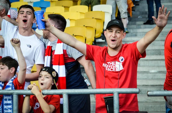 Kyiv Ucrania Mayo 2018 Los Aficionados Liverpool Estadio Apoyan Equipo —  Fotos de Stock