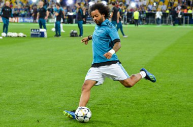Kiev, Ukrayna - 26 Mayıs 2018: Marcelo ve 2018 Uefa Şampiyonlar Ligi final maçında Real Madrid ve Kiev Ukrayna Milli Güvenlik olimpiyskiy Stadyumu'nda Liverpool arasında önce futbolcu