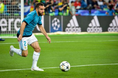 Kiev, Ukrayna - 26 Mayıs 2018: Daniel Carvajal 2018 önce Uefa Şampiyonlar Ligi Finali maç Real Madrid ve Kiev Ukrayna Milli Güvenlik olimpiyskiy Stadyumu'nda Liverpool arasında