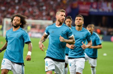 Kiev, Ukrayna - 26 Mayıs 2018: Sergio Ramos 2018 önce Uefa Şampiyonlar Ligi Finali maç Real Madrid ve Kiev Ukrayna Milli Güvenlik olimpiyskiy Stadyumu'nda Liverpool arasında