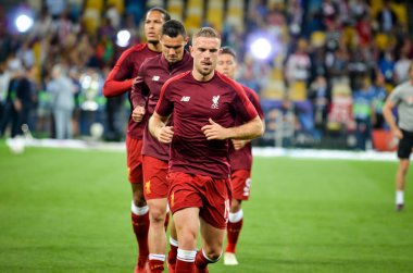 Kiev, Ukrayna - 26 Mayıs 2018: Jordan Henderson ve eğitim 2018 Uefa Şampiyonlar Ligi final maçında Real Madrid ve Liverpool, Ukrayna arasında önce bir Liverpool futbol oyuncuları