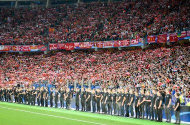 Kiev, Ukrayna - 26 Mayıs 2018: 2018 Uefa Şampiyonlar Ligi final maçı önce Real Madrid ve Liverpool, Ukrayna arasında Liverpool taraftarları Stadı nda takım destek
