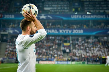 Kiev, Ukrayna - 26 Mayıs 2018: Daniel Carvajal 2018 sırasında Uefa Şampiyonlar Ligi Finali maç Real Madrid ve Kiev Ukrayna Milli Güvenlik olimpiyskiy Stadyumu'nda Liverpool arasında