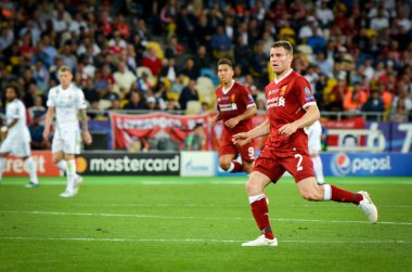 Kiev, Ukrayna - 26 Mayıs 2018: James Milner 2018 sırasında Uefa Şampiyonlar Ligi Finali maç Real Madrid ve Kiev Ukrayna Milli Güvenlik olimpiyskiy Stadyumu'nda Liverpool arasında